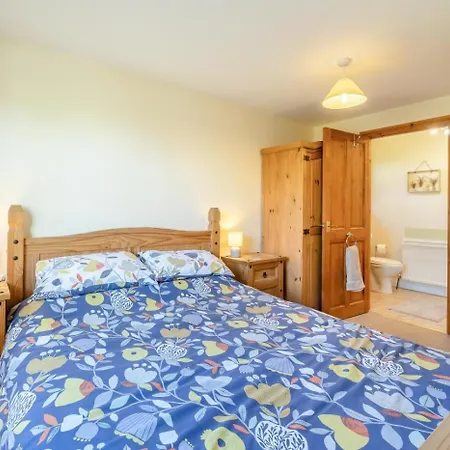 3 Bed In Sutton On Derwent Oc-k31897 Elvington