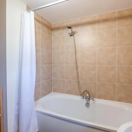 3 Bed In Sutton On Derwent Oc-k31897 Semesterbostad