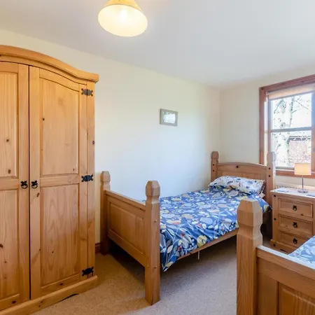 3 Bed In Sutton On Derwent Oc-k31897 Holiday home *