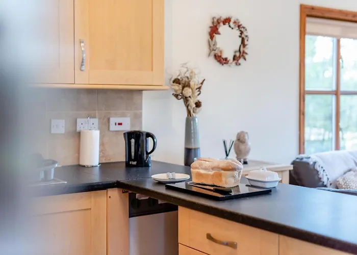 3 Bed In Sutton On Derwent Oc-k31897 *