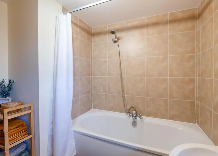 3 Bed In Sutton On Derwent Oc-k31897 Holiday home *